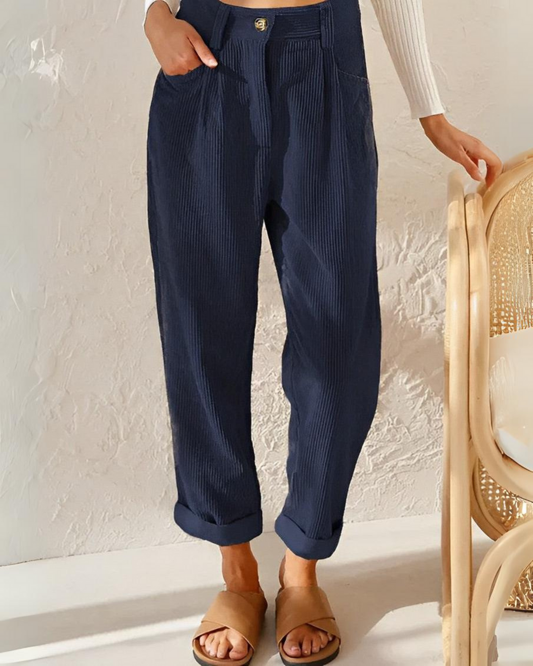 Women's High-Waisted Straight-Leg Corduroy Pants